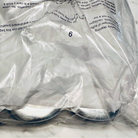 EXPRESS Tie-Up Sandals NEW - Picture 3 of 4